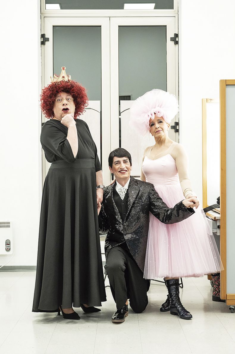 Antes de salir a escena: Petru Valensky, Fito Galli y Virginia Méndez