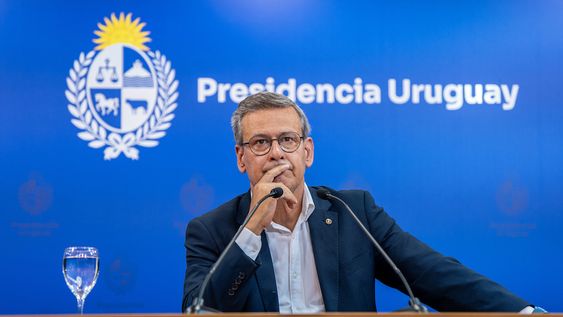 Jorge Diaz en conferencia de prensa tras un Consejo de Ministros en la Torre Ejecutiva en Montevideo Jorge Diaz en conferencia de prensa tras un Consejo de Ministros en la Torre Ejecutiva en Montevideo