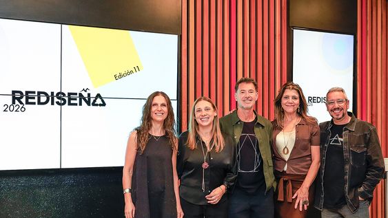 Coordinadora de la Licenciatura en Diseño de Modas de ORT Mariana Muzi, gerenta de Marketing de Montevideo Shopping Carolina de León, director de Integra Pablo Giménez, coordinadora Textil-Moda en EUCD Ángela Rubino y director de la Licenciatura en Artes Visuales de la UCU Leandro Gómez Guerrero.