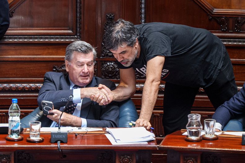 Pedro Bordaberry y Óscar Andrade durante la comisión permanente en la Cámara de Senadores.&nbsp;