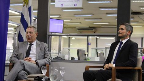 El ministro de Economía y el director general de Rentas