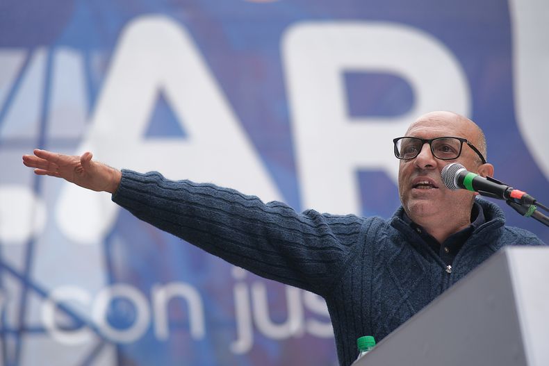 Marcelo Abdala durante el acto del PIT-CNT del Día de los Trabajadores