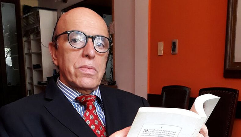 La pregunta que solamente pregunta