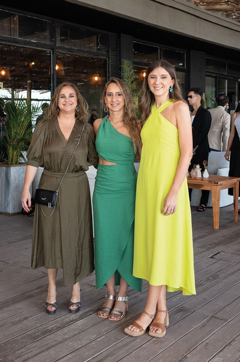 Irene Ferrari, María Noel Díaz y Verónica Ferrés