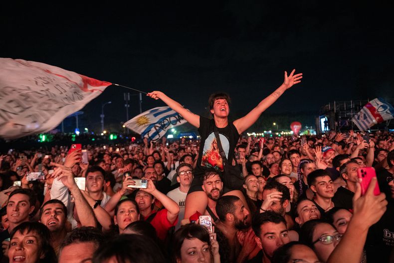 Edición 2025 de Cosquín Rock Uruguay, en la Rural del Prado.