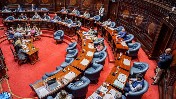 Comisión Permanente del Parlamento, el día de la comparecencia del ministro Edgardo Ortuño. Comisión Permanente del Parlamento, el día de la comparecencia del ministro Edgardo Ortuño.