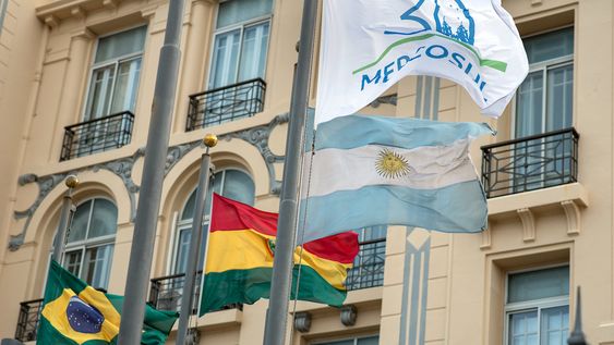 La Comisión de Comercio del Mercosur sesionó en marzo en Montevideo La Comisión de Comercio del Mercosur sesionó en marzo en Montevideo