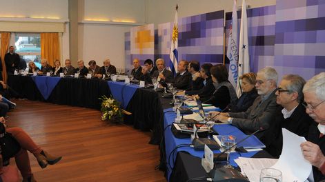 imagen de En su primer encuentro del año, Vázquez aseguró a los ministros  que al menos hasta diciembre no prevé cambios en el gabinete