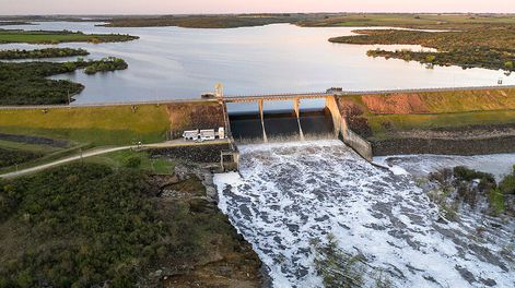 Represa de Paso Severino. Foto: Nicolás Celaya / adhocFOTOS