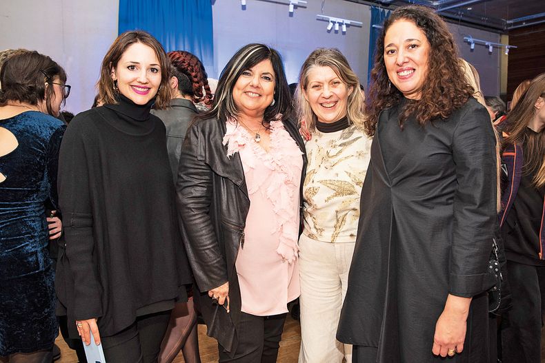 De la IM: directora de Promoción Cultural Débora Quiring y directora de Cultura María Inés obaldía con la directora de la Alianza Francesa Sophie Laporte y la directora de EMAD Laura Pouso