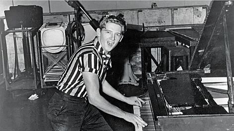 Búsqueda | Jerry Lee Lewis en 1957. Foto: Archivo Bettmann