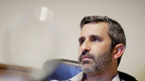 Búsqueda | adhoc-dcaggiani-jcalvelo2.jpg