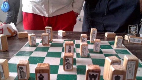 Búsqueda | Enseñar la disciplina en las cárceles permite “entrenar la inteligencia y desarrollar el pensamiento estratégico”, destaca tallerista Aram Chamlian. Fotos: NG