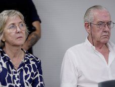 Ana Lewdiukow y Pablo Carrasco durante la audiencia por el caso Conexión Ganadera