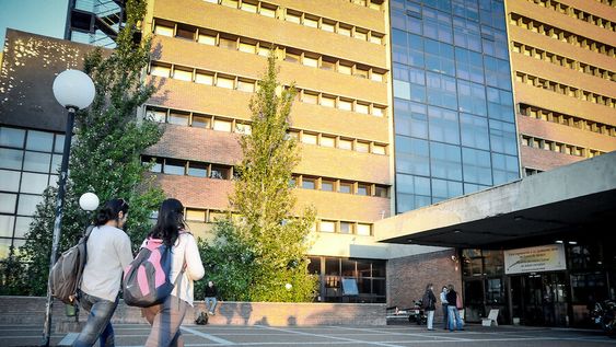 Facultad de Ciencias de la Universidad de la República en Montevideo. Foto: Javier Calvelo / adhocFOTOS Facultad de Ciencias de la Universidad de la República en Montevideo. Foto: Javier Calvelo / adhocFOTOS