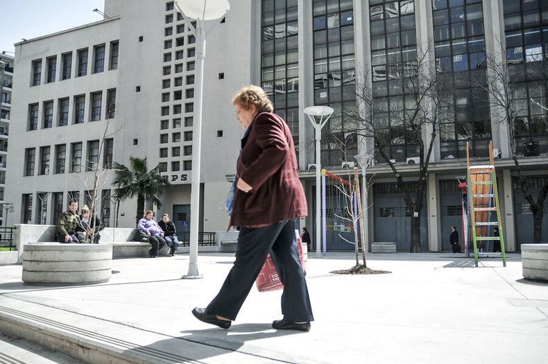 Una adjudicación dividió al directorio del BPS. Foto: Javier Calvelo / adhocFOTOS