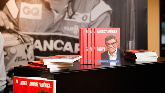 fernando tornello presento ?amigos de america? en el museo gonchi rodriguez fernando tornello presento ?amigos de america? en el museo gonchi rodriguez