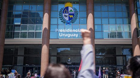 Búsqueda | Funcionarios, manifestación, Torre Ejecutiva