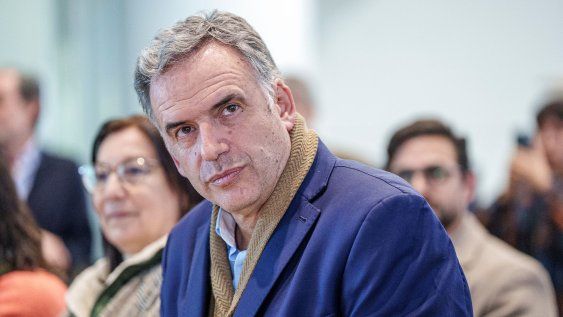 Yamandú Orsi en el edificio central de la ANEP en Montevideo. Yamandú Orsi en el edificio central de la ANEP en Montevideo.