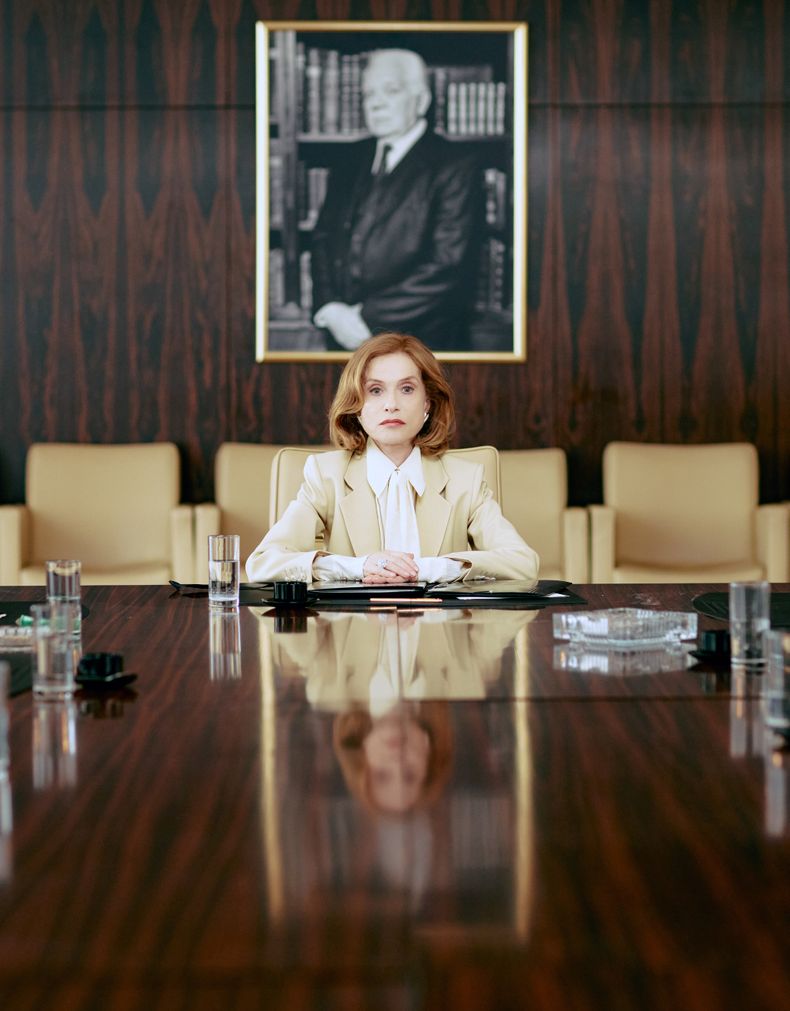 Isabelle Huppert es Liliane Bettencourt en la película La mujer más rica del mundo, dirigida por Thierry Klifa.