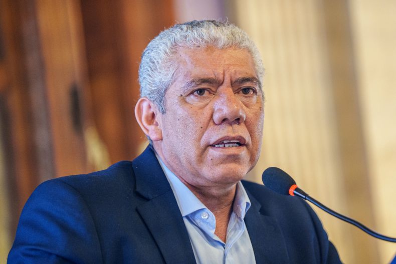 Felipe Carballo durante un seminario sobre Fuerzas Armadas en el Palacio Legislativo.&nbsp;