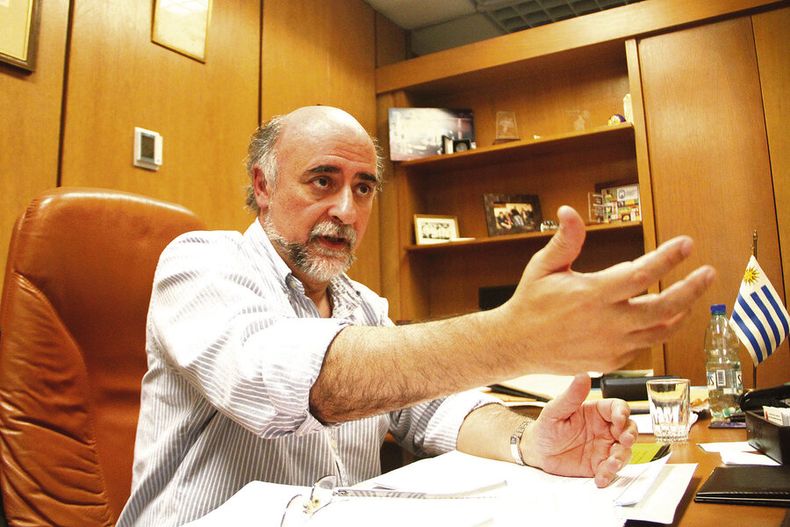 imagen de Bisnieto de Batlle y Ordóñez construye “coalición” con Mieres