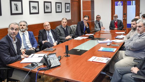 Una reunión del Comité de Estabilidad Financiera, en junio de 2025.