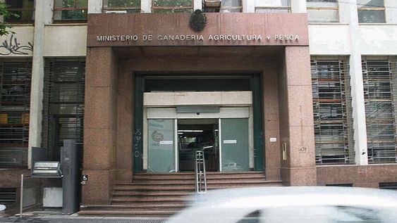 Fachada del Ministerio de Ganadería, Agricultura y Pesca. Foto: Nicolás Der Agopián / Búsqueda Fachada del Ministerio de Ganadería, Agricultura y Pesca. Foto: Nicolás Der Agopián / Búsqueda
