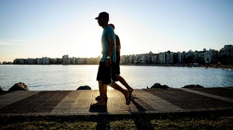 Los adolescentes son quienes menos suicidios cometen, pero también quienes más lo intentan, según tasas del MSP