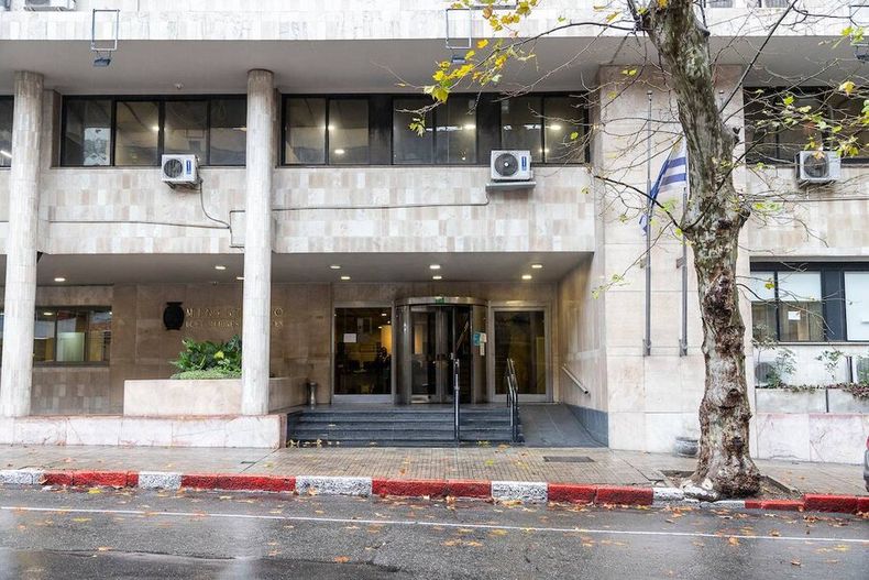 Fachada del Ministerio de Relaciones Exteriores Foto Mauricio Zina/ adhocFOTOS