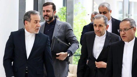 La delegación iraní llega a la segunda ronda de negociaciones indirectas entre Irán y Estados Unidos, que comenzó este martes en Ginebra.