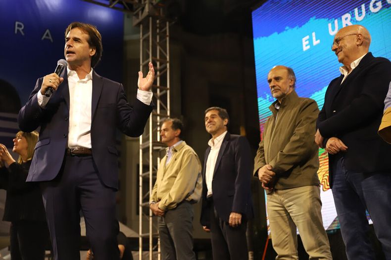 imagen de Menos de un tercio asigna “alta” probabilidad a que la coalición  dure todo el período; se rompería al acercarse la elección de 2024