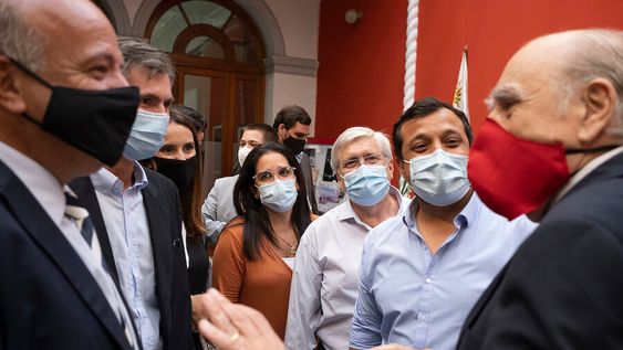 Julio María Sanguinetti, en la Casa del Partido Colorado, en Montevideo. Foto: Pablo Vignali / adhocFOTOS Julio María Sanguinetti, en la Casa del Partido Colorado, en Montevideo. Foto: Pablo Vignali / adhocFOTOS