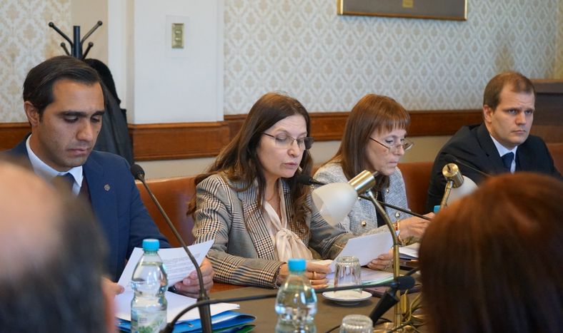 Las autoridades del MSP ante la Comisión de Salud del Parlamento