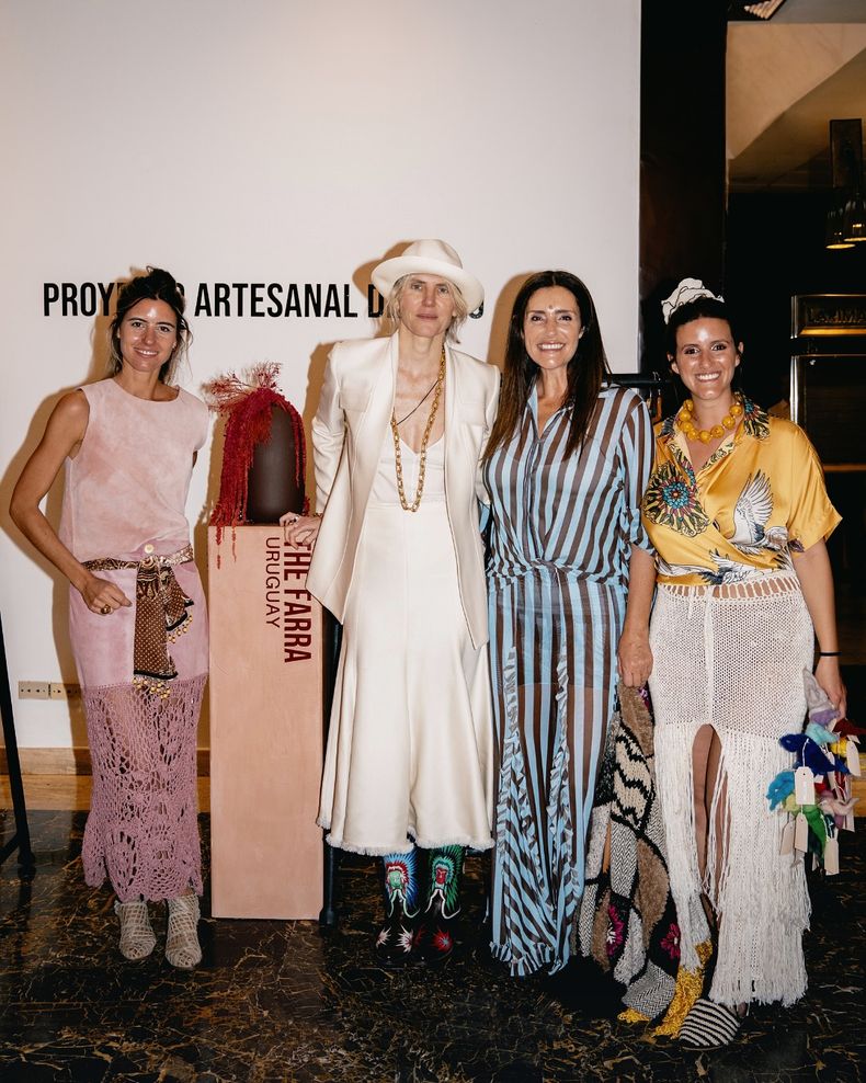 Socias de la marca uruguaya The Farra junto a la diseñadora Gabriela Hearst, integrante del jurado de los Latin American Fashion Awards.
