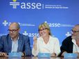 Álvaro Danza, Cristina Lustemberg y Daniel Olesker durante el acto de asunción del nuevo directorio en la sede de ASSE en abril.