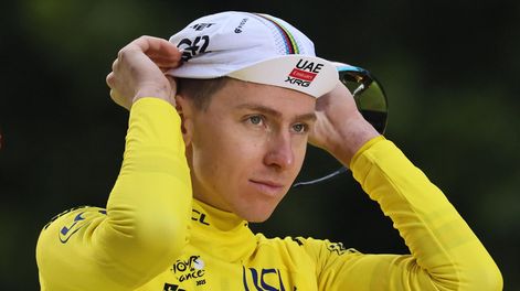 Tadej Pogacar gana su cuarto Tour de Francia: invencible en la carretera, cuestionado fuera de ella
