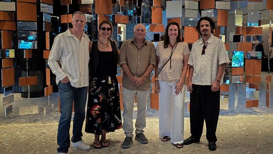 Director del CIE Enrique Topolansky, Carolina Kind, Pablo Brenner, Marcela Mailhos y Bruno Gadea, organizador de Punta Tech Meetup. Director del CIE Enrique Topolansky, Carolina Kind, Pablo Brenner, Marcela Mailhos y Bruno Gadea, organizador de Punta Tech Meetup.