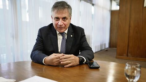 Búsqueda | Canciller Omar Paganini. Foto: Javier Calvelo, adhocFOTOS