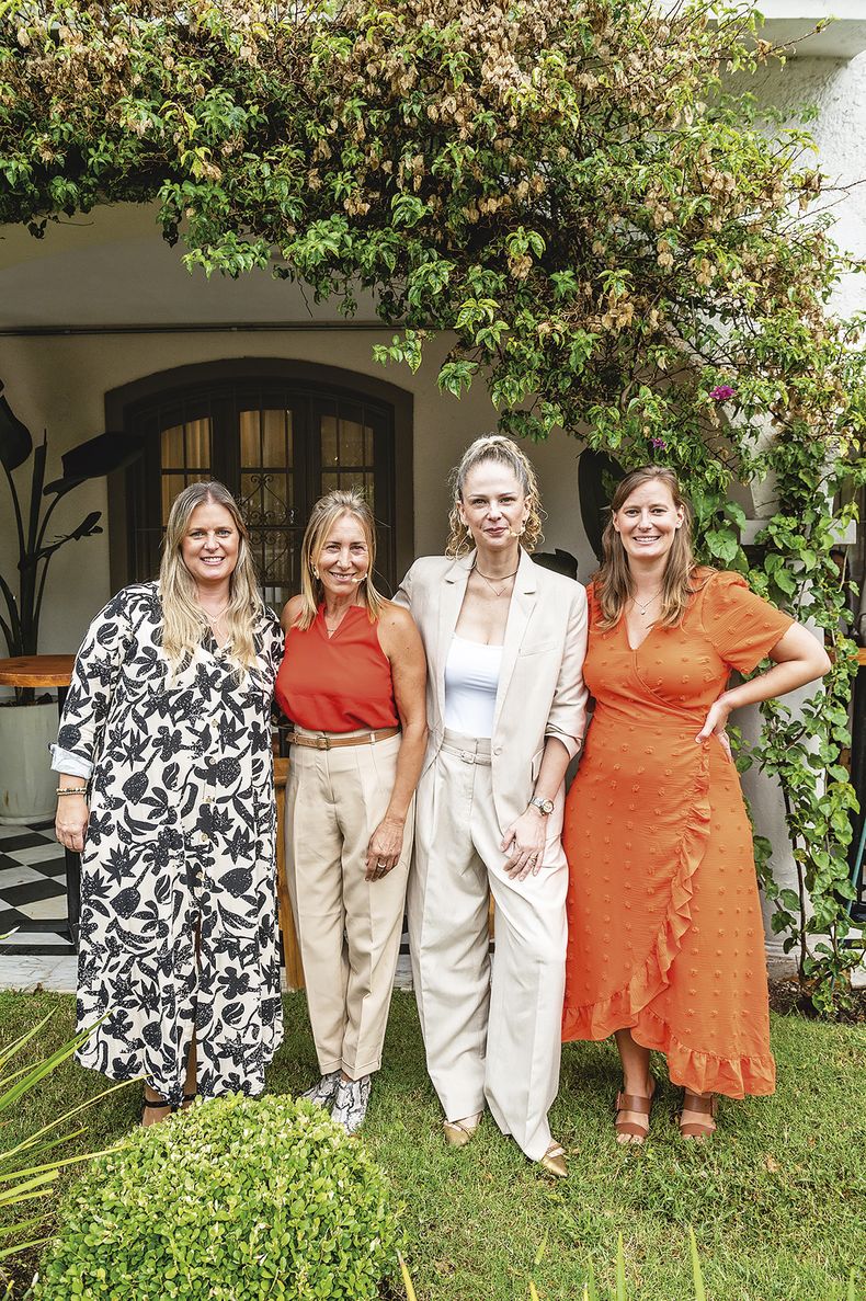 Gerenta general de Alcance María Inés García, Claudia García, Miriam De Paoli y gerenta de Experiencias de Servicios de Alcance Alejandra García