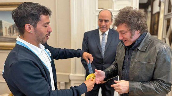 milei recibio al campeon olimpico argentino en la casa rosada milei recibio al campeon olimpico argentino en la casa rosada