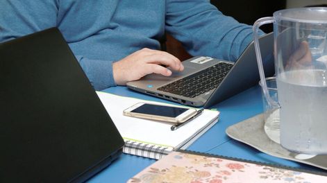 imagen de Teletrabajo: una opción con reglas  poco claras, para seguir en actividad