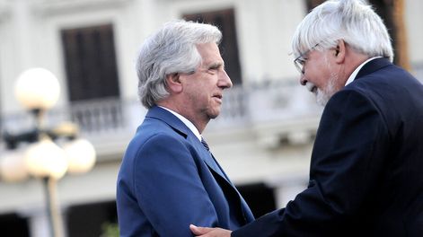 imagen de Bonomi puso su renuncia a disposición de Vázquez “por lo menos tres” veces