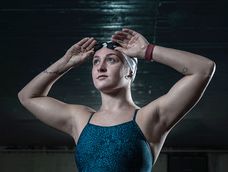 La nadadora Nicole Frank tiene 20 años y representará a Uruguay por segunda vez en los Juegos Olímpicos, dentro de la categoría femenina del deporte. La nadadora Nicole Frank tiene 20 años y representará a Uruguay por segunda vez en los Juegos Olímpicos, dentro de la categoría femenina del deporte.