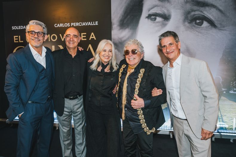 Pablo Echarri, director Alejandro Maci, Mercedes Morán, Carlos Perciavalle y productor Alfredo Caro.