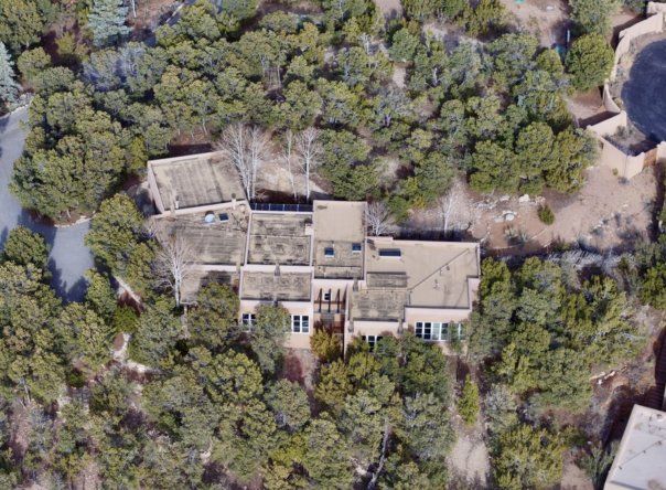 &nbsp;La casa donde falleció el actor junto a su esposa en Santa Fe, Nuevo México.
