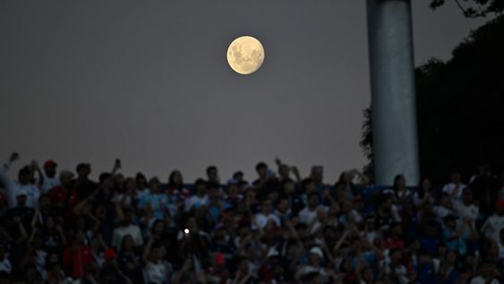 La Comisión de Defensa de la Competencia indicó que continuará monitoreando el proceso de ejecución de los nuevos derechos del fútbol uruguayo. La Comisión de Defensa de la Competencia indicó que continuará monitoreando el proceso de ejecución de los nuevos derechos del fútbol uruguayo.