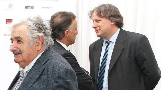 imagen de Calloia seguirá peleando por su inocencia en el “caso Pluna”, mientras la Fiscalía insistirá en la condena de Lorenzo imagen de Calloia seguirá peleando por su inocencia en el “caso Pluna”, mientras la Fiscalía insistirá en la condena de Lorenzo