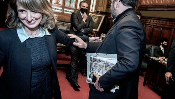 Carmen Asiaín y Charles Carrera. Foto: Javier Calvelo / adhocFOTOS Carmen Asiaín y Charles Carrera. Foto: Javier Calvelo / adhocFOTOS