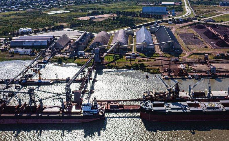 Terminal de Navíos en Nueva Palmira.